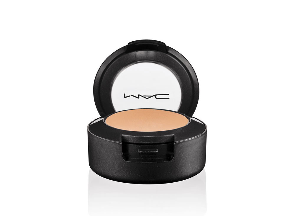 MAC Studio Finish Concealer