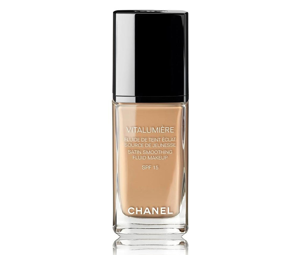 Chanel Vitalumiere Liquid Satin Smoothing Fluid Makeup SPF 15