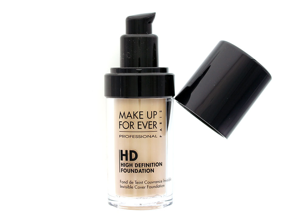 make-up-for-ever-hd-invisible-cover-foundation-120-soft-sand-review