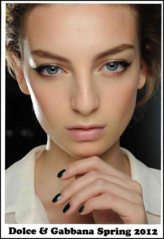 Makeup at Dolce & Gabbana S/S 2012 show at Milan Fashion Week