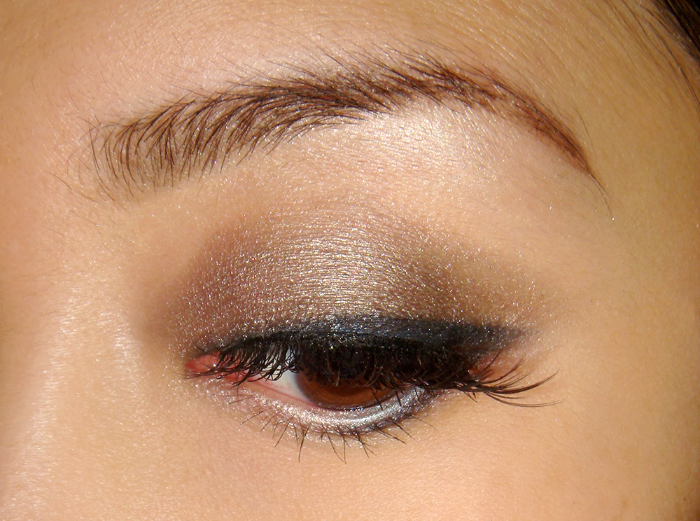 Wearing Victoria's Secret Masquerade Eyeshadow