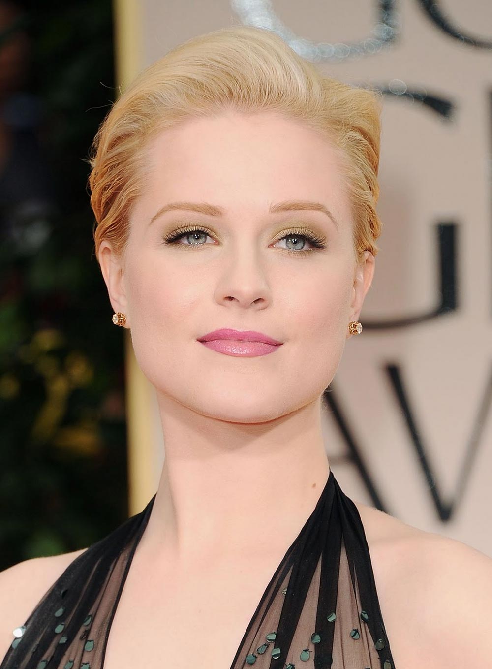 Evan Rachel Wood makeup at 2012 Golden Globe Awards