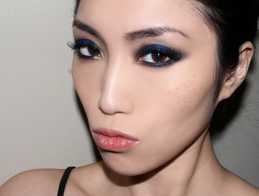 Spring 2013 inspired dramatic blue smoky eye