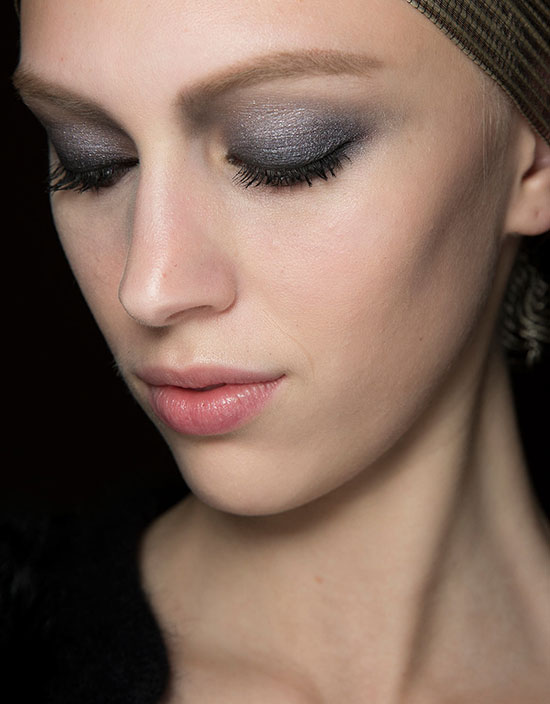 Smoky eyes at Armani Prive Spring 2014 Couture