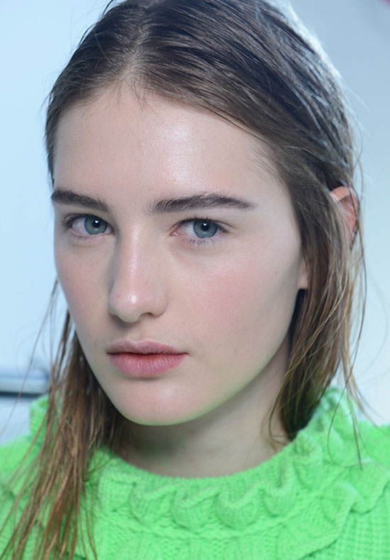 clean skin and full brows at Christopher Kane A/W '14