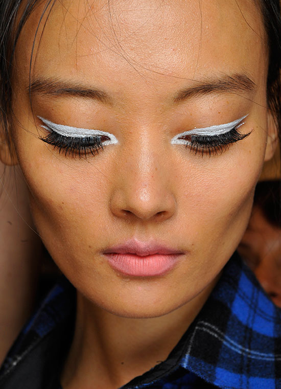 60s eyeliner at Nanette Lepore Spring/Summer 2015