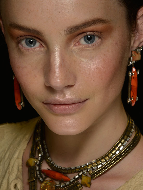 Bronze eyeshadow at Dannijo Spring/Summer 2015