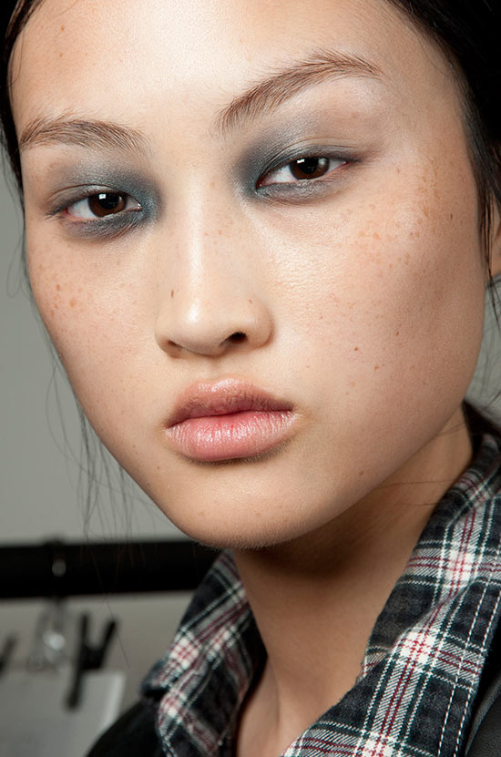 Smoky eyes at Giles Spring/Summer 2015