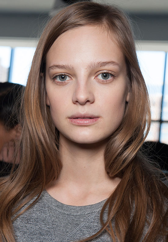 Soft wavy hair at Jason Wu A/W 2015