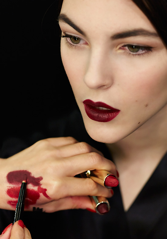 Dolce & Gabbana A/W 2015 backstage makeup