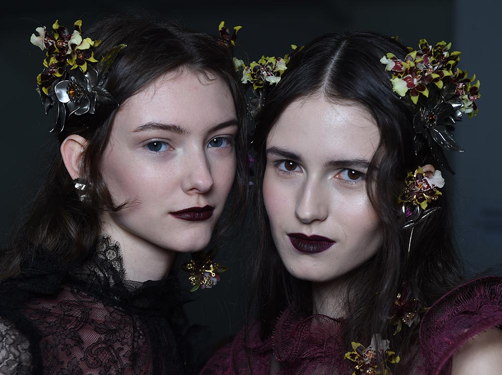 Romantic Goth Fashion Runways : Romantic Goth Fashion