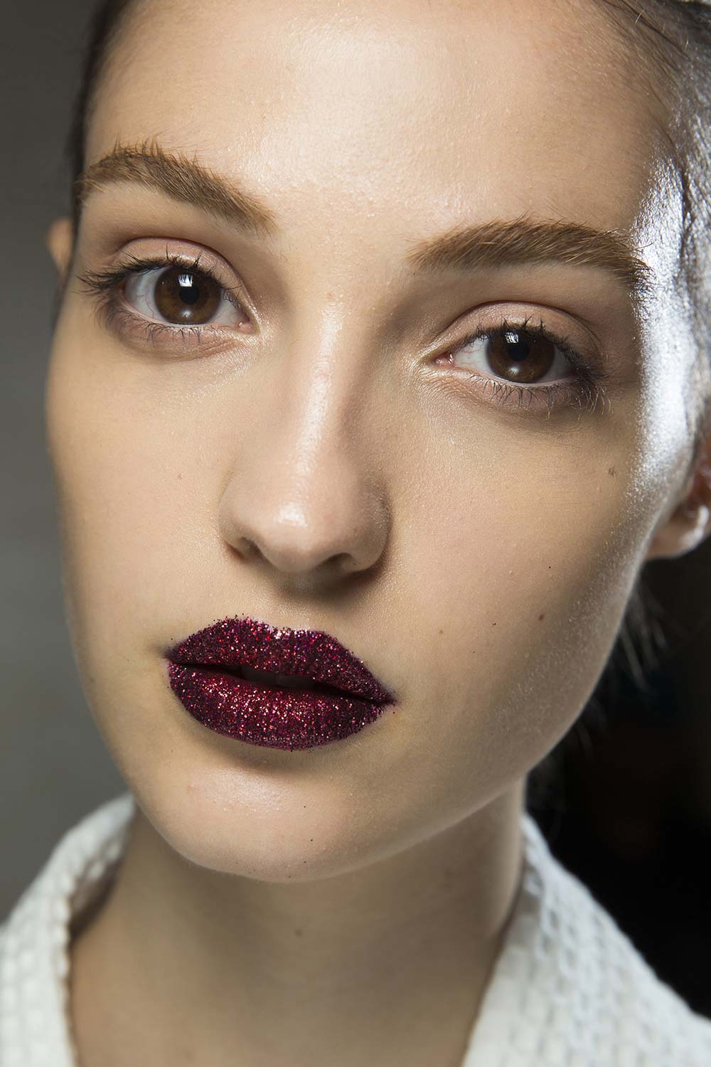 glitter-lips-atelier-versace-fall-2016-couture