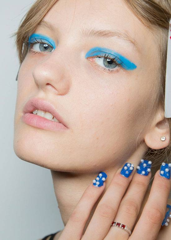 Runway Beauty: Blue Eyes and Nails at Honor Spring/Summer 2015 – Makeup ...