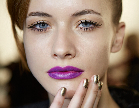 Runway Beauty: Magenta Lips and Spidery Lashes at Nanette Lepore A/W ...